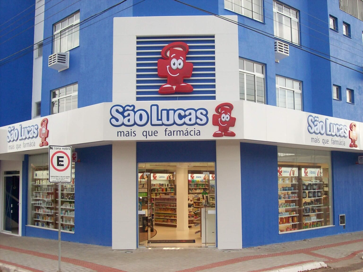 Fachada - São Lucas Farmácia de Manipulação, mais que farmácia